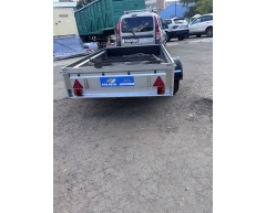 Автомобильный прицеп