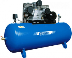 Компрессор масляный Remeza СБ4/С-100 LB 75, 100 л, 950 л/мин, 5.5 кВт, 400 В